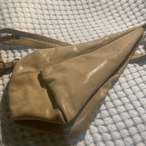 HOBO Sway Sling Shimmering Tan Shoulder Bag - Picture 6 of 10